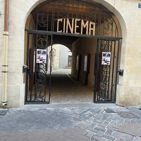 Avec Vue Sur Le Centre Historique Appartement LʼIsle-sur-la-Sorgue
